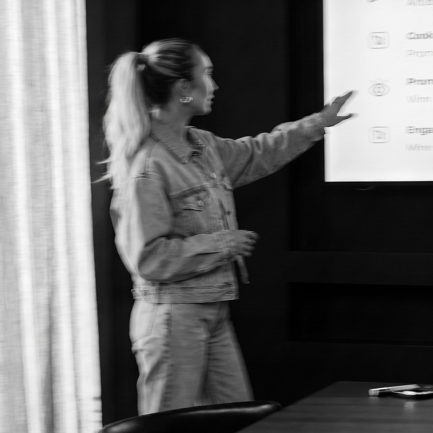 Elle im Interview — 22W Academy